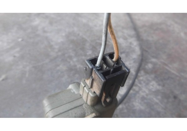 Замок двері задньої правої електричний Renault Master II, 7700352464, 7700352465